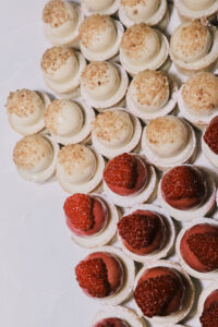 Gruppo Spuma Finger food dolci ai lamponi e vaniglia