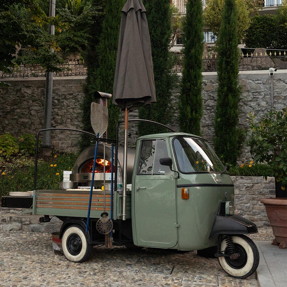 Pizza truck